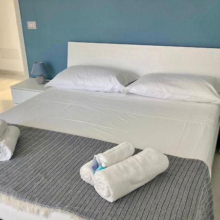 Appartamento Tizzy La Maddalena  Zewnętrze zdjęcie