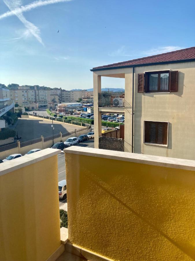 Appartamento Tizzy La Maddalena  Zewnętrze zdjęcie